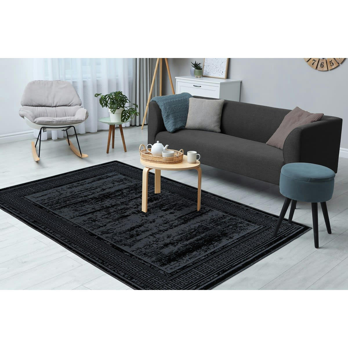 IVO - Tapis de salon en polyester noir 120x170 cm