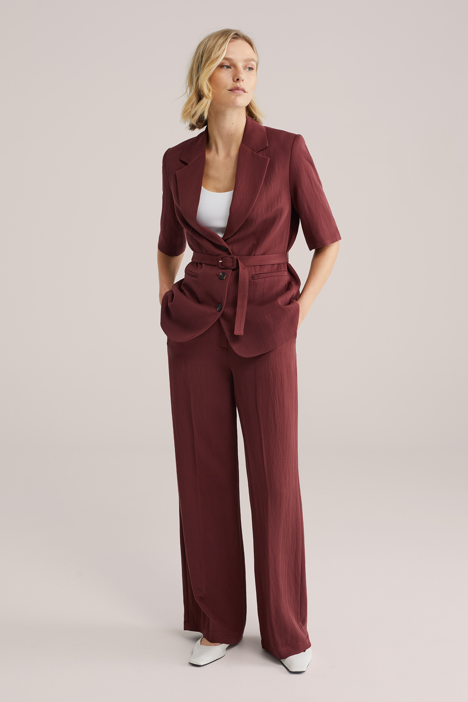Dames Regular fit blazer met ceintuur en wide leg pantalon