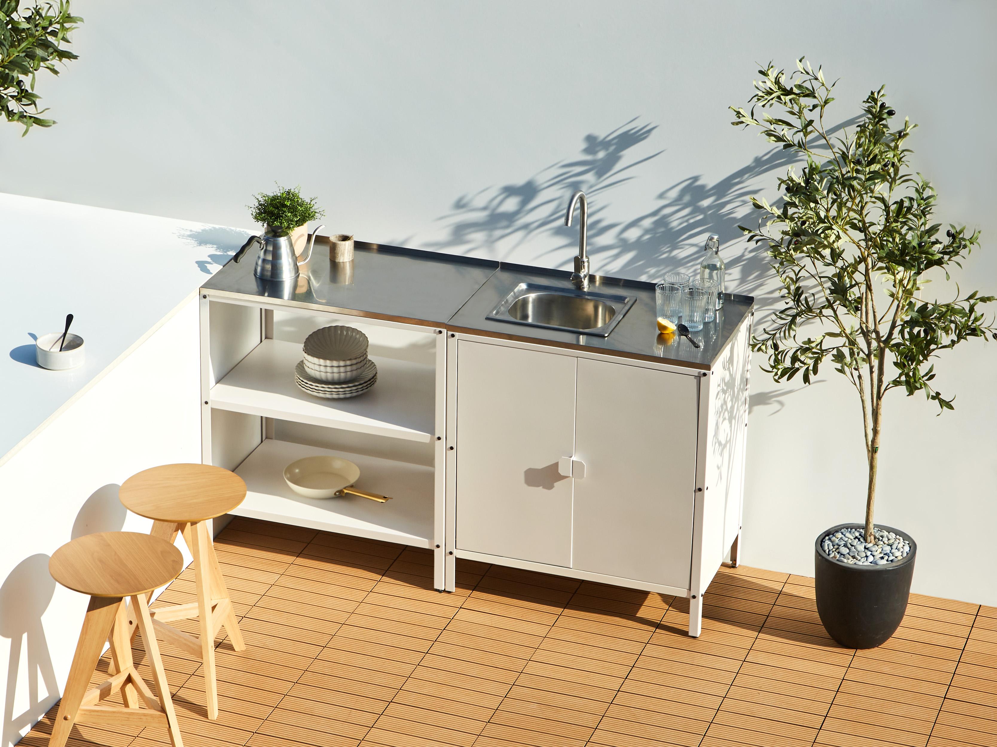 2 Piece Outdoor Kitchen Set with Sink VILAMA Metal White
