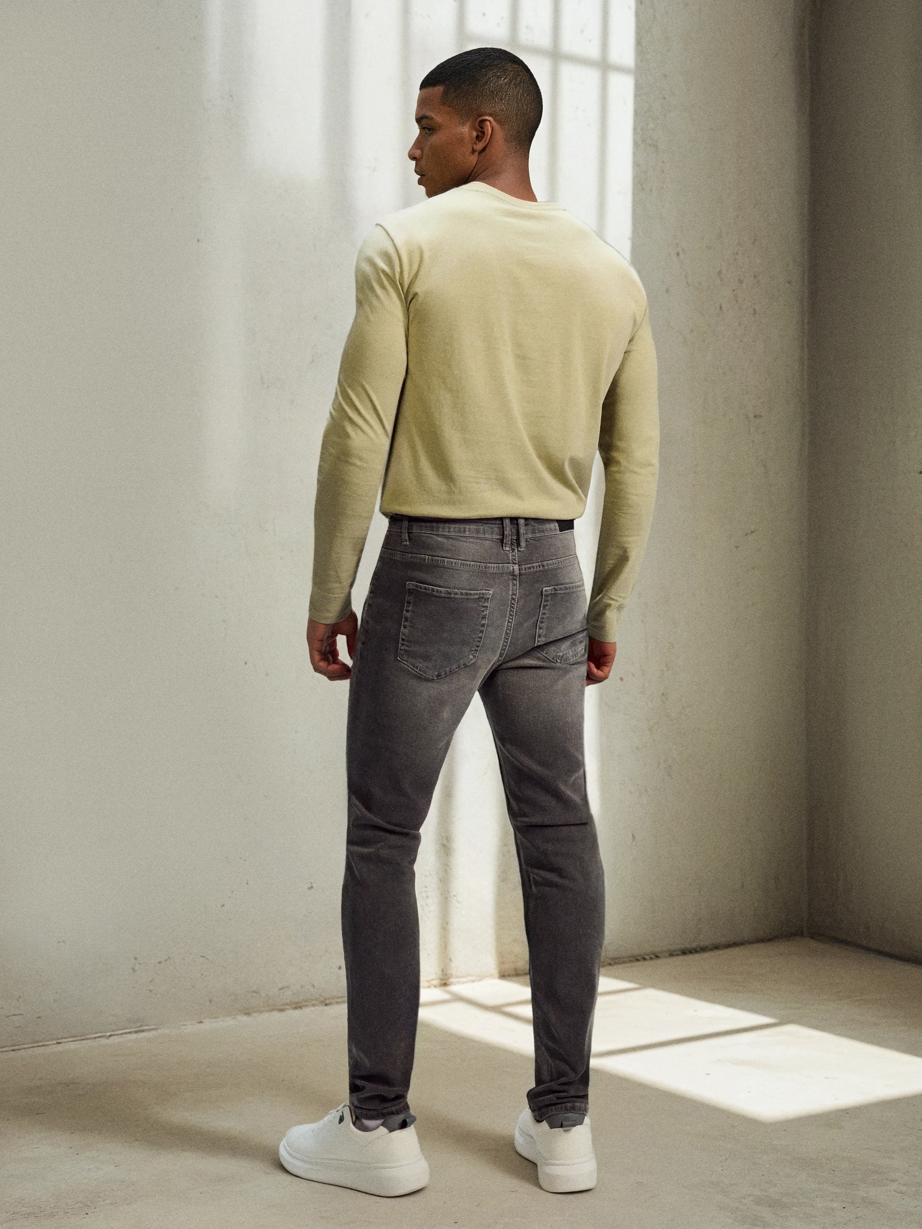 Jeansy skinny