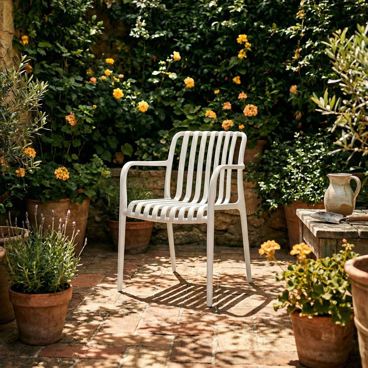 Krzesło VALORO ogrodowe białe 56x57x81 cm
