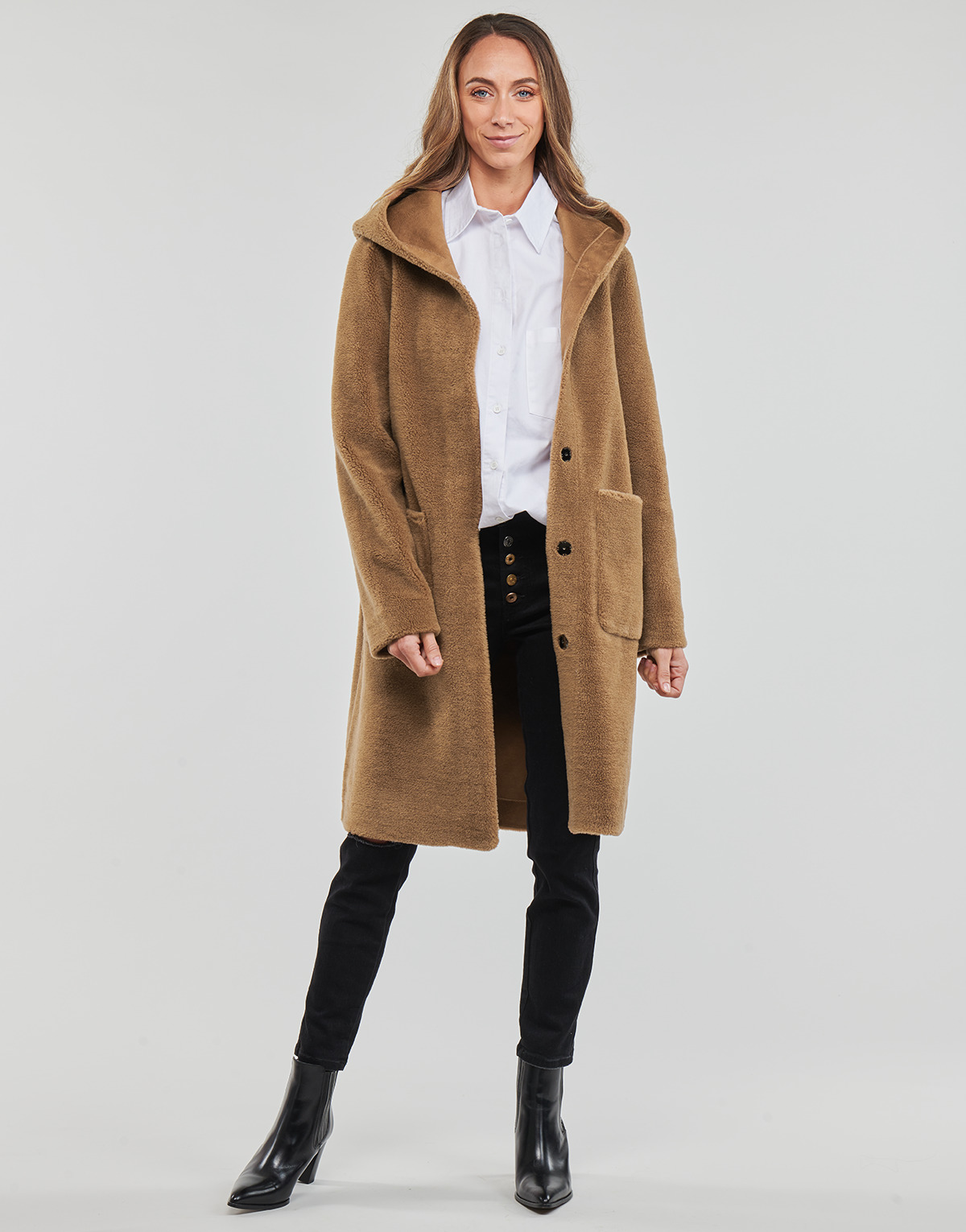 Oakwood - ANGELIQUE - Cognac