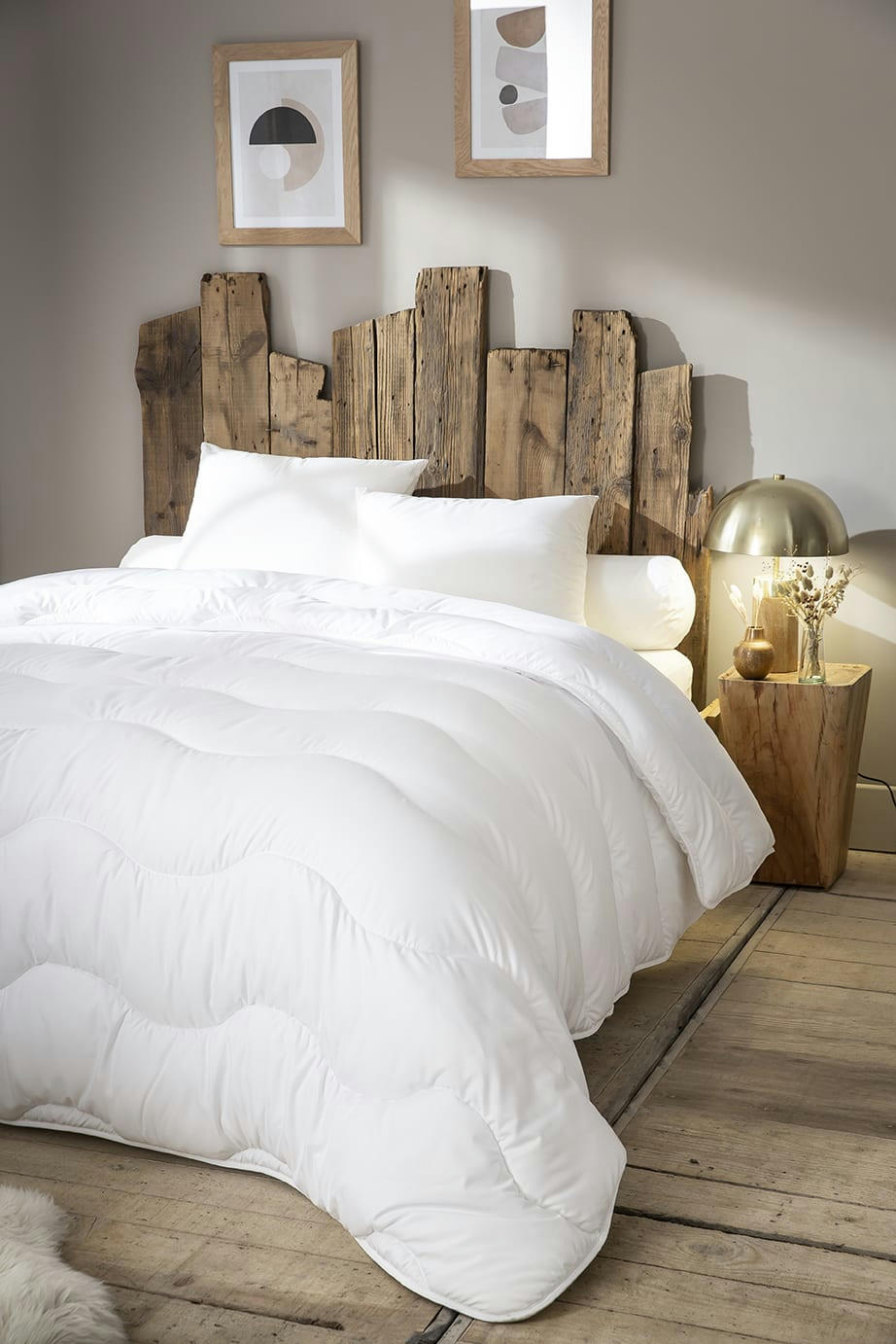 ULTIMA CONFORT® - Couette très chaude 240 x 260 cm polyester blanc