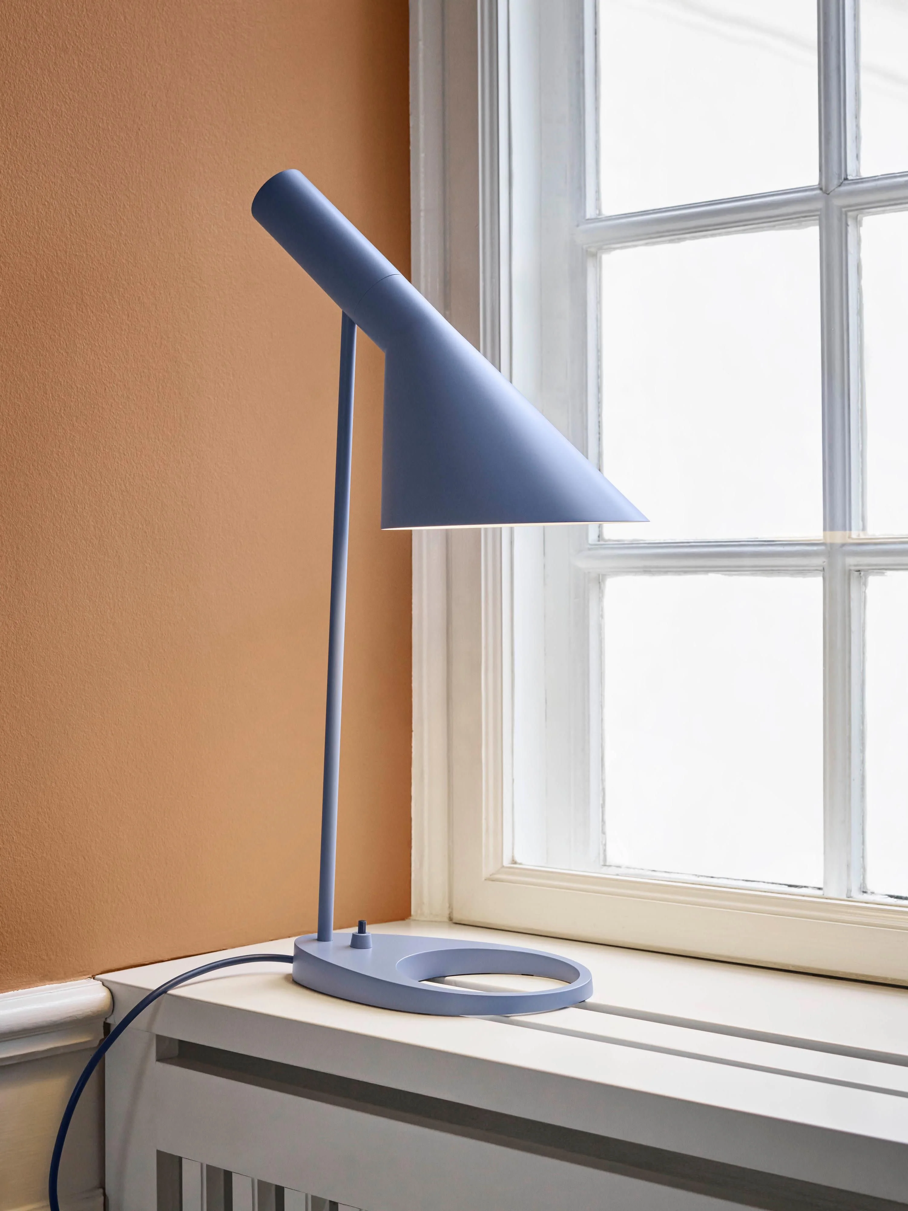 Schreibtischlampe AJ, in verschiedenen Größen