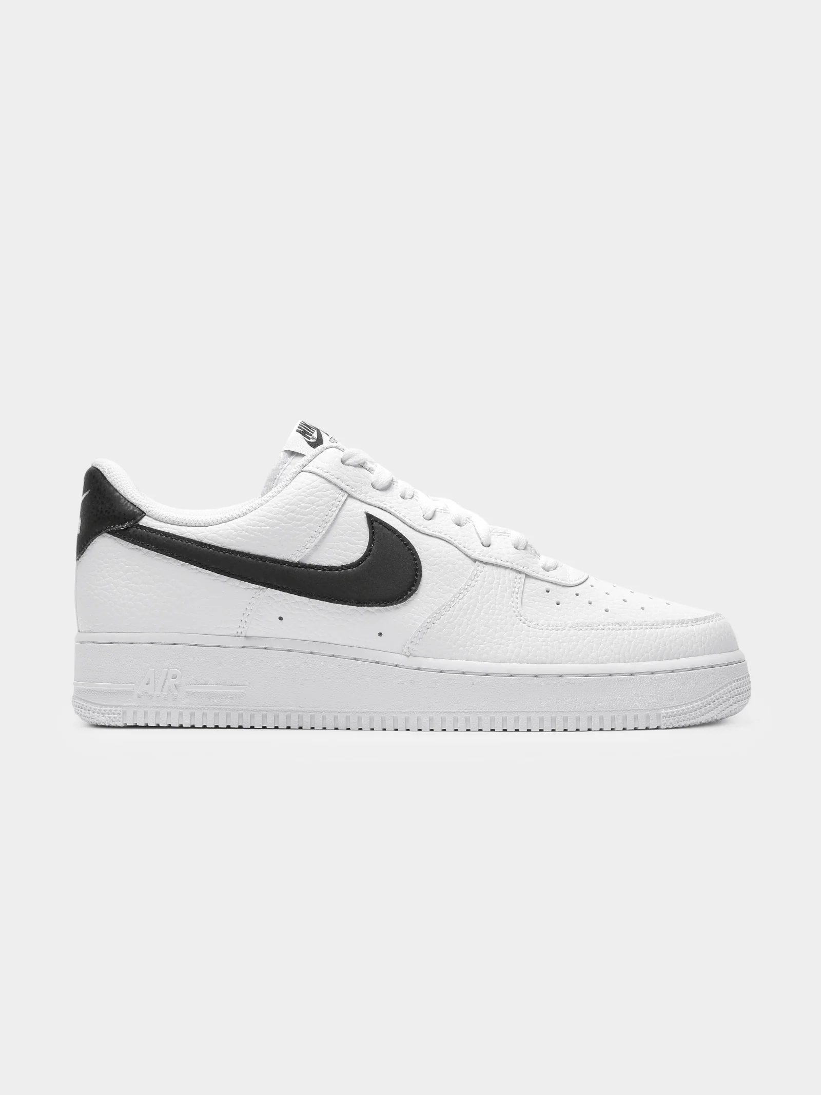 Mens Air Force 1 '07 Sneakers