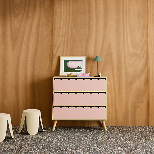 Commode enfant décor bois rose 3 tiroirs. pieds bois de pin - 80 x 30 x 79 cm - Azur