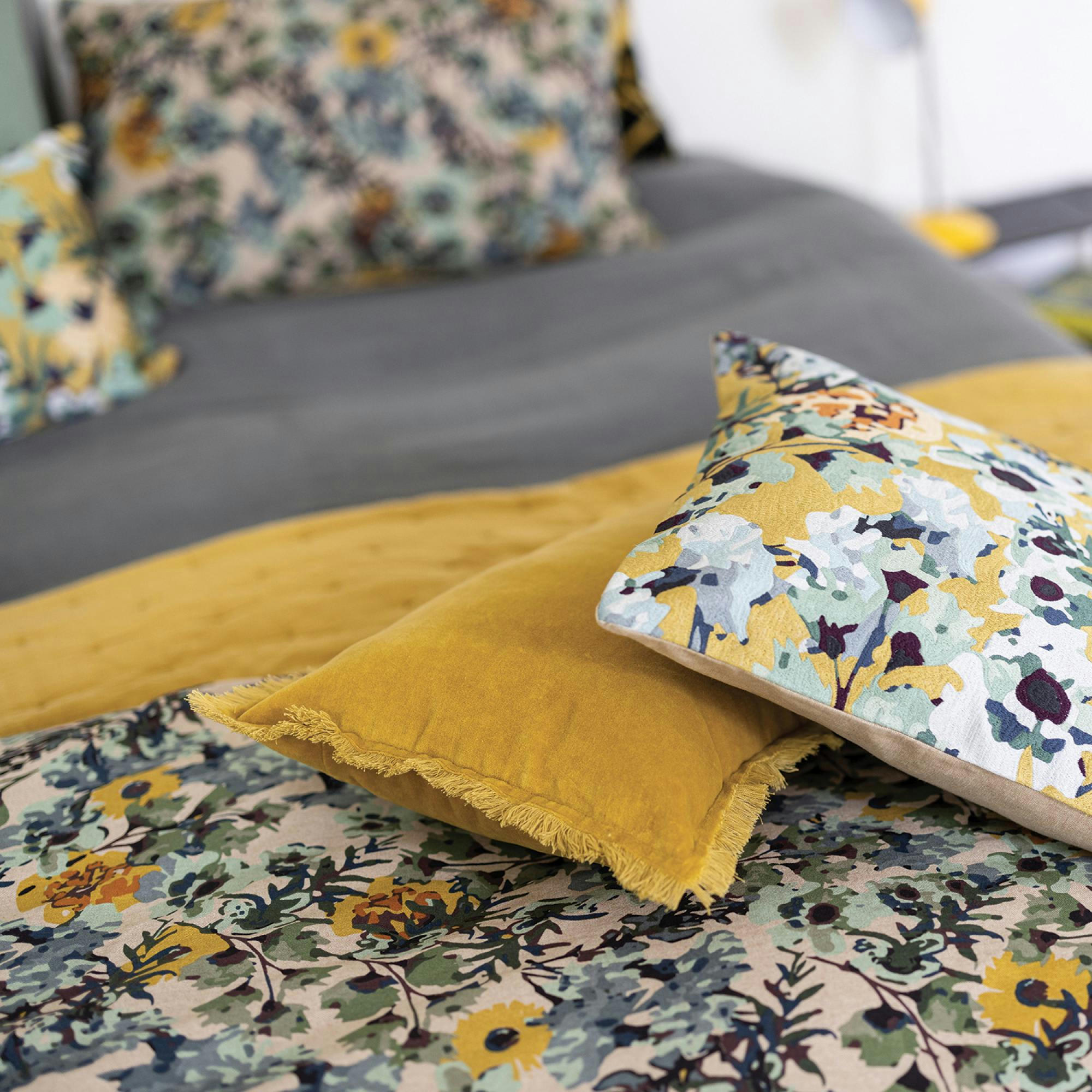FARA - Plaid uni  en coton mirabelle 135 x 200