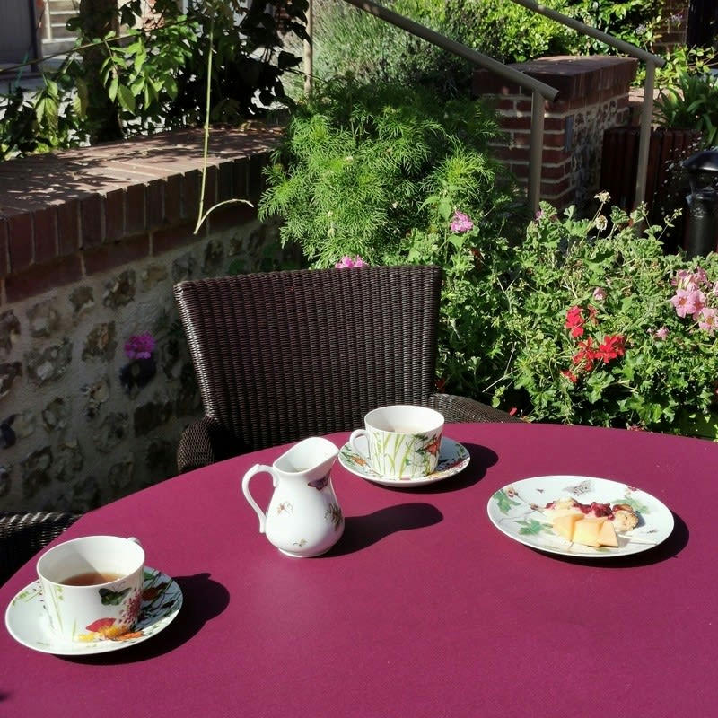 UNI - Nappe enduite rectangle 160 x 200 cm violet