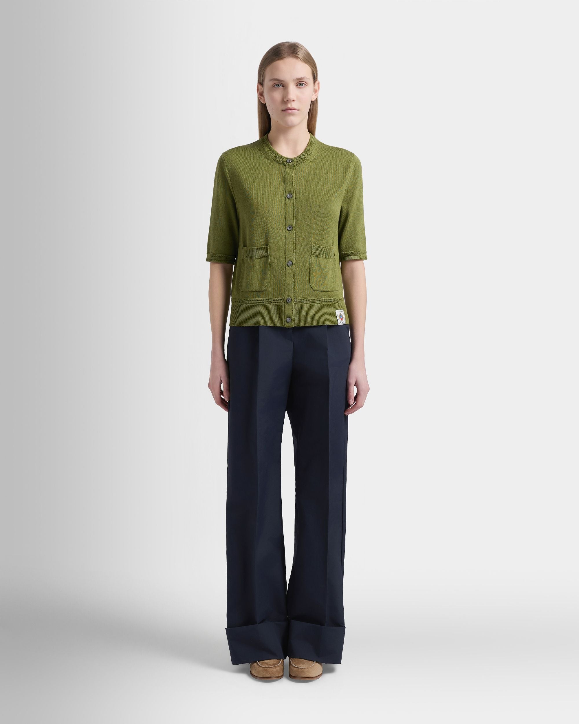 Kurzärmeliger Cardigan aus Baumwolle und Seide in Matcha Green