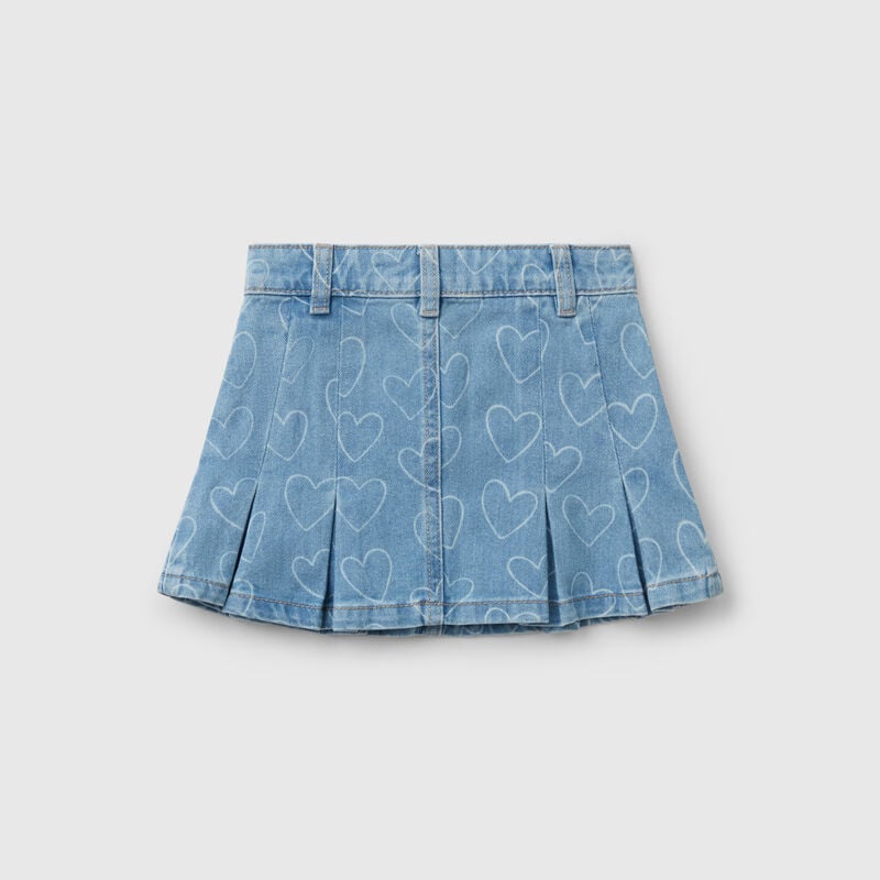 Pleated denim skirt