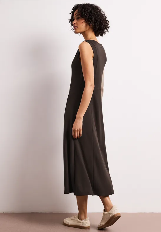 Midi-Kleid ohne Ärmel in Unifarbe