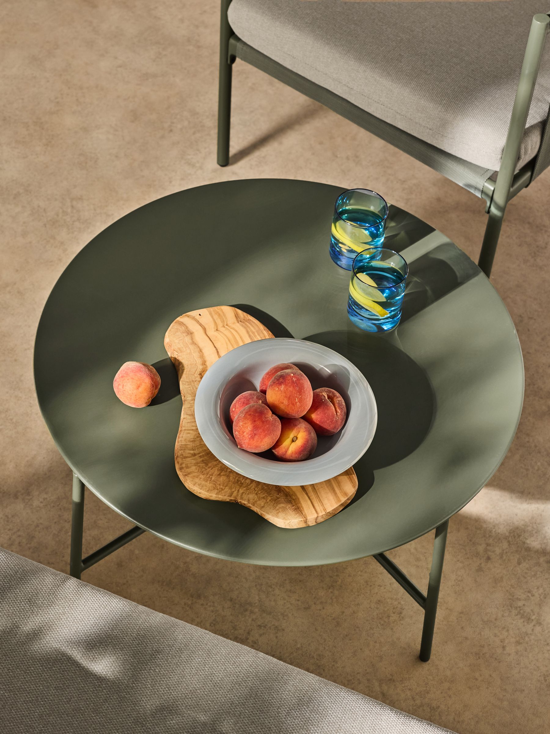4 Piece Estelle Garden Lounge Set in Green