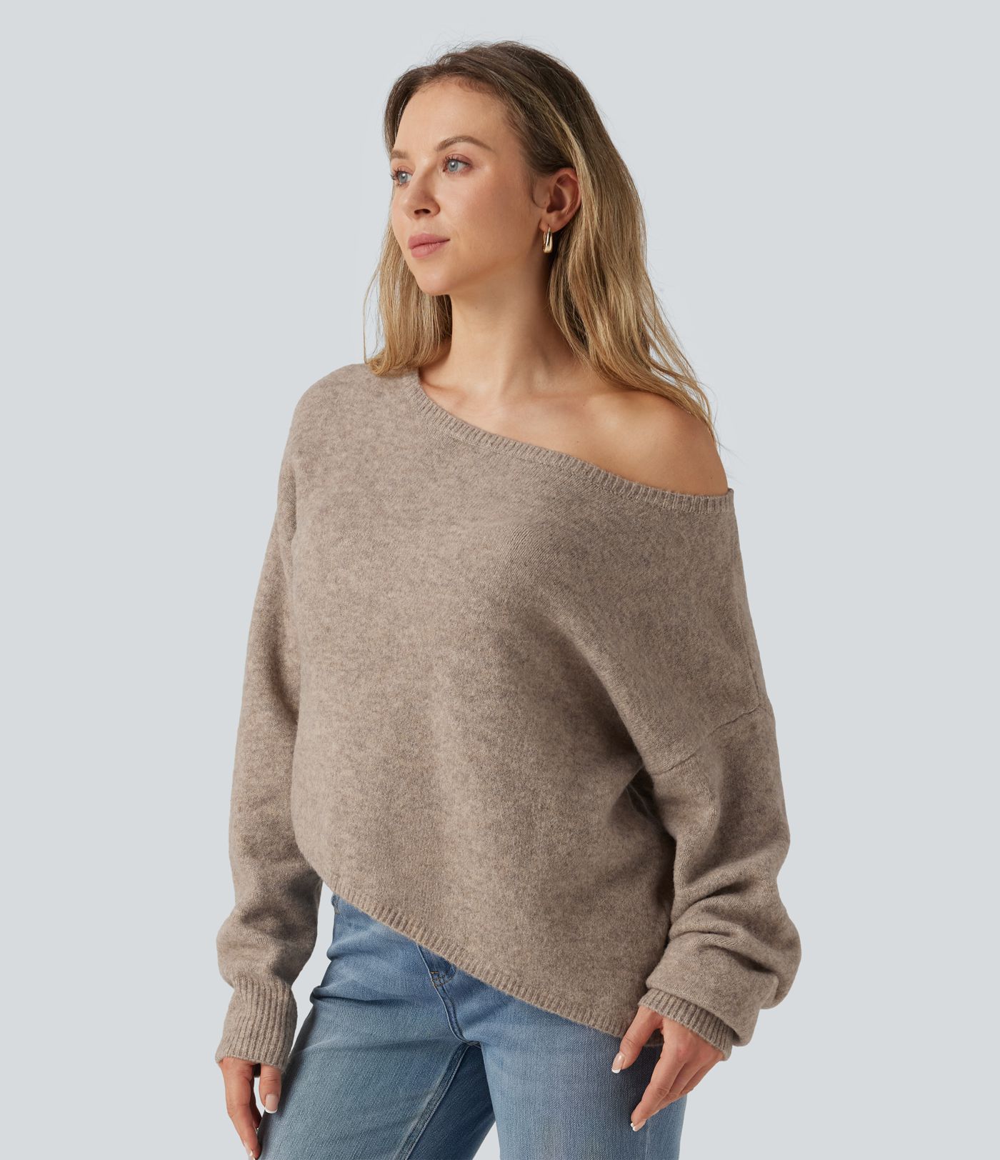 Pull asymétrique une épaule à manches longues