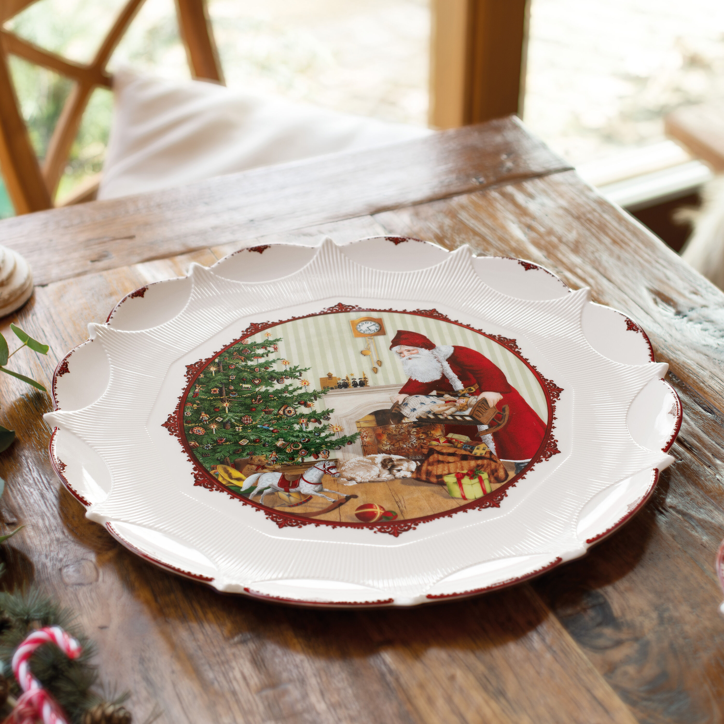 Toy's Fantasy Cake platter - Multi-colored, Premium Porcelain