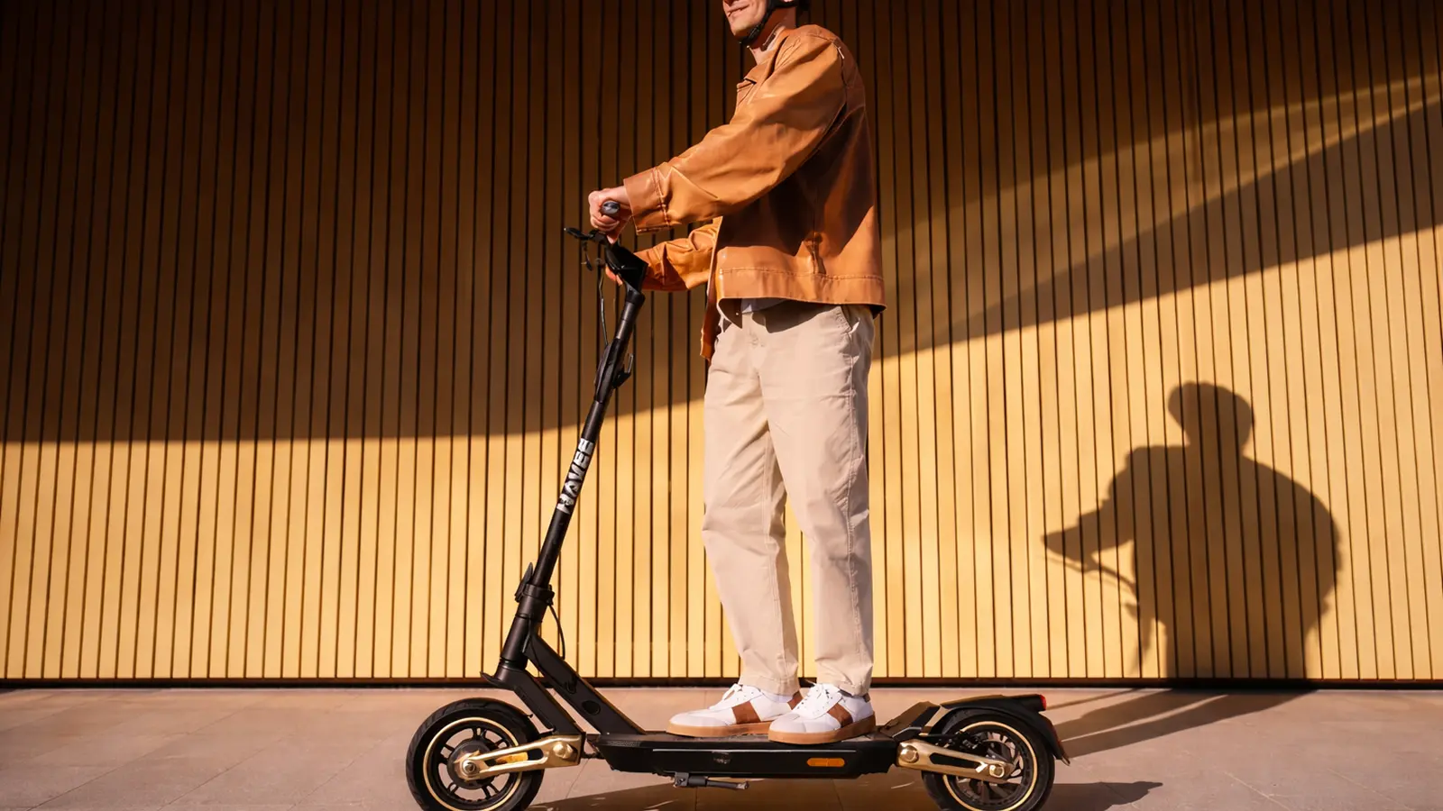 NAVEE ST3 PRO E-Scooter ABE Certified - 450W 75KM Quad Suspension System