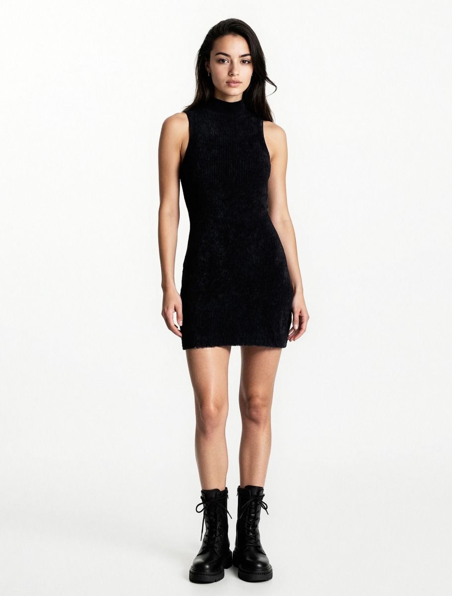 Αμάνικο φόρεμα fluffy