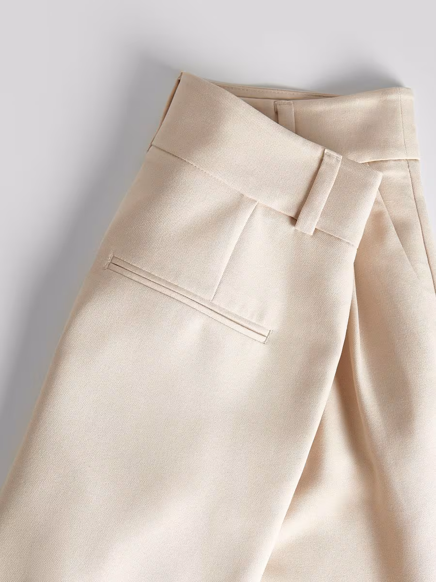 Short With Pleats