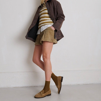 Mocassins à mors dorésen croute beige foncé | DROP