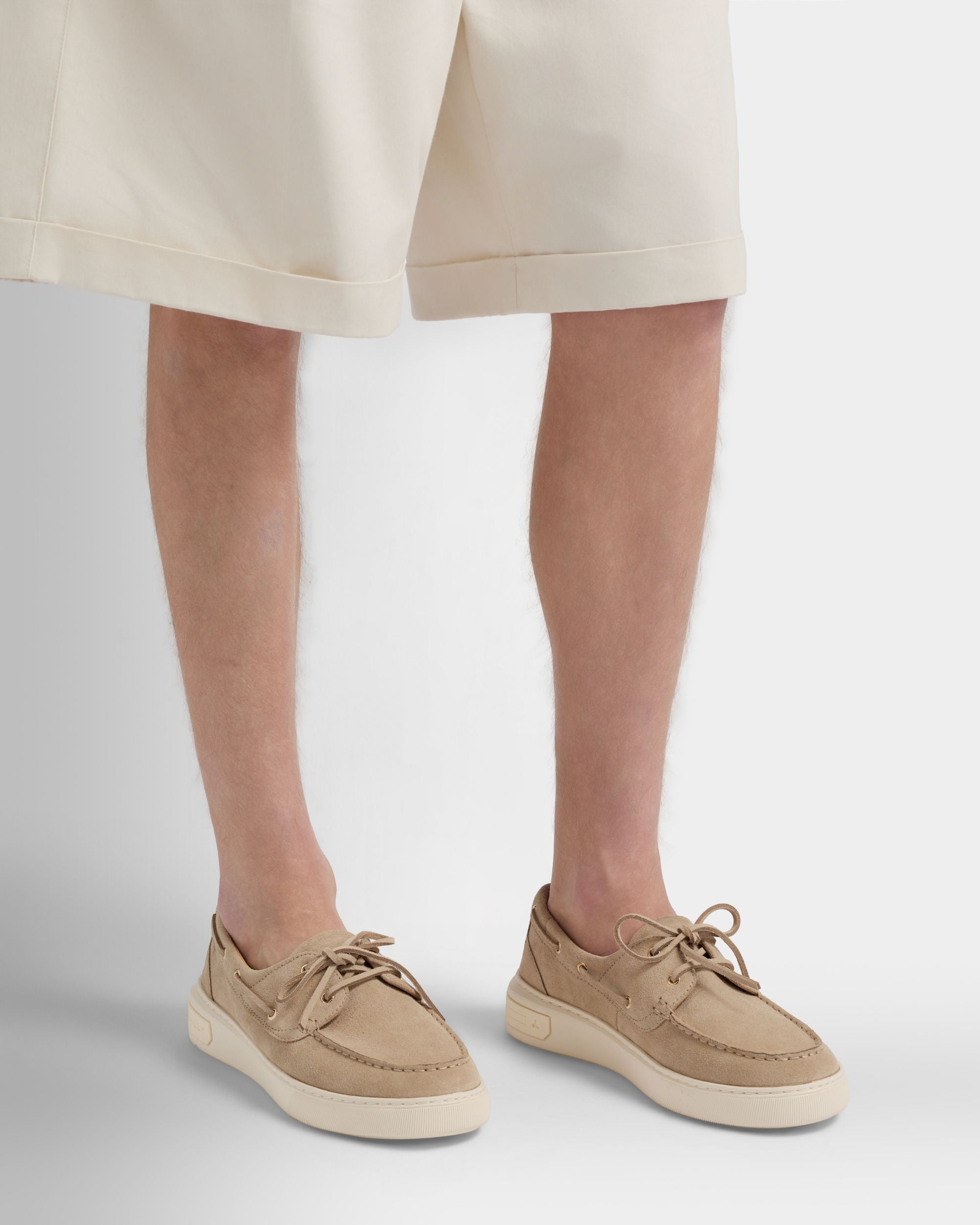 Bally Lift Sneaker aus Veloursleder in Light Beige