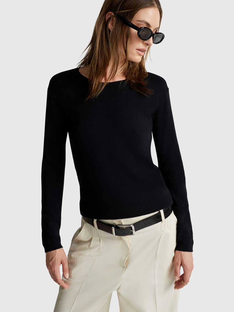 Crew neck sweater in pure cotton
