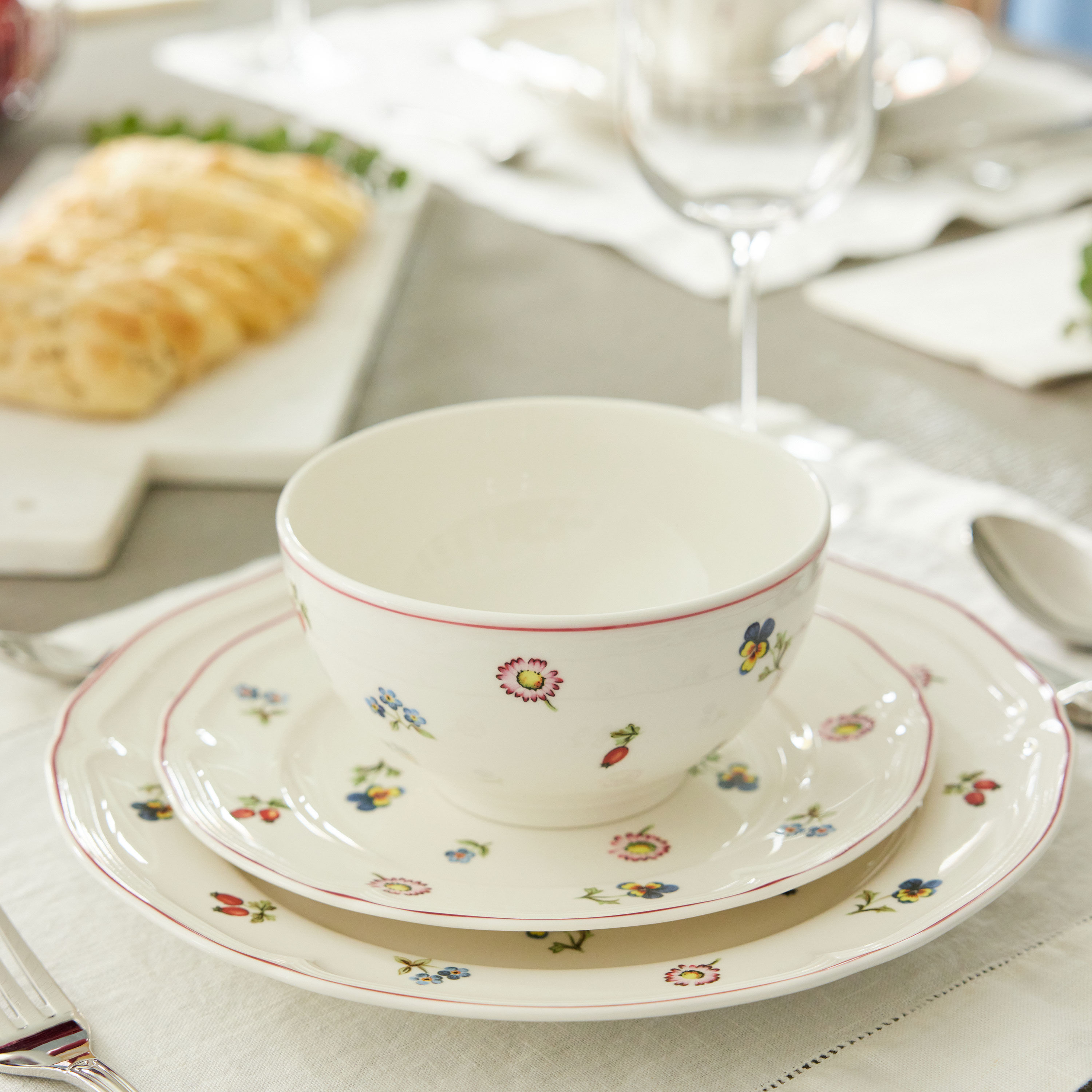 Petite Fleur Dinnerware set - White, Premium Porcelain