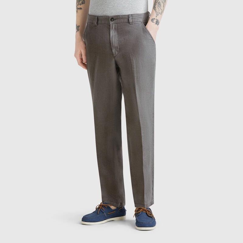 Chinos in pure linen