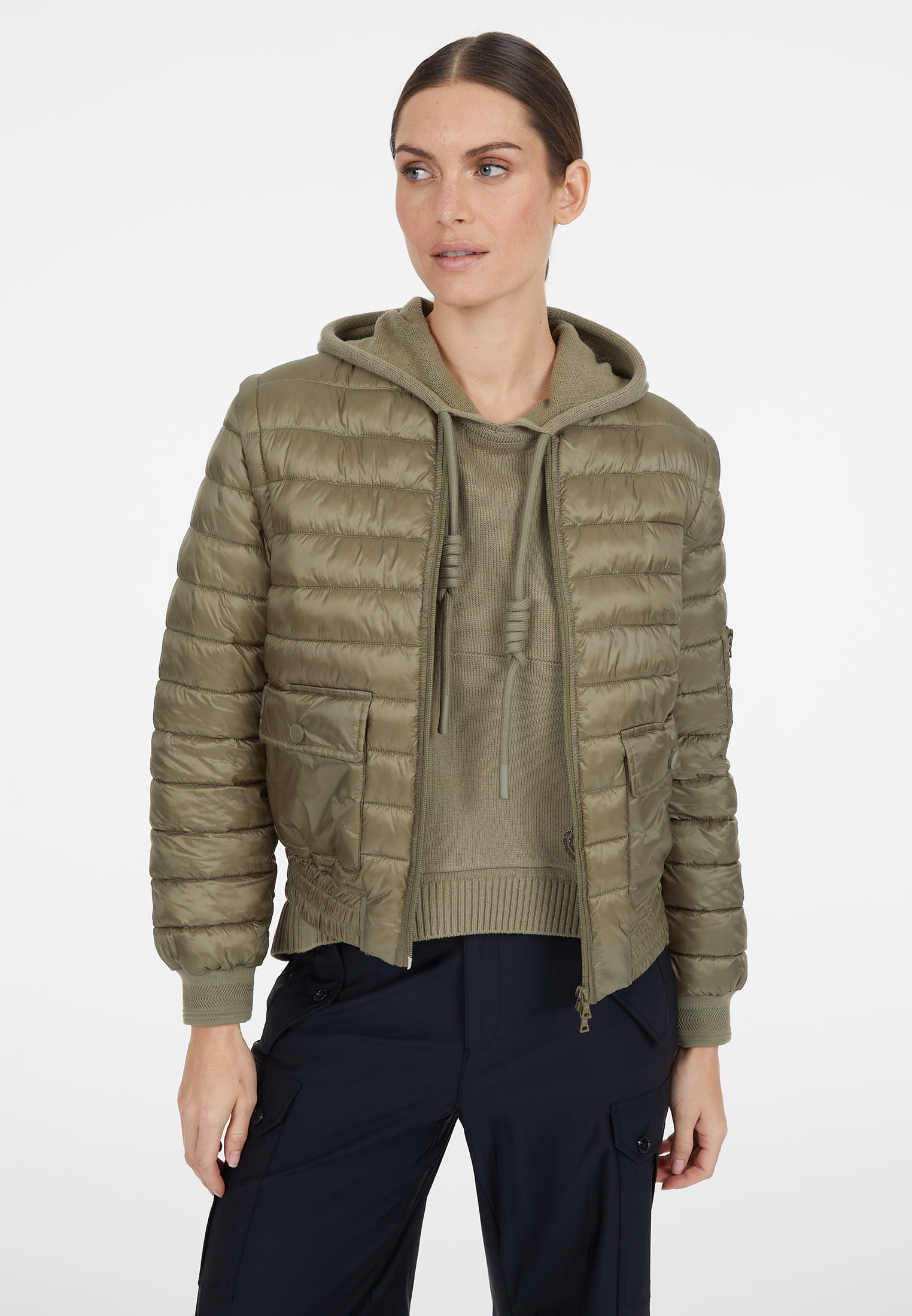 Bomberjacke mit abtrennbaren Ärmeln