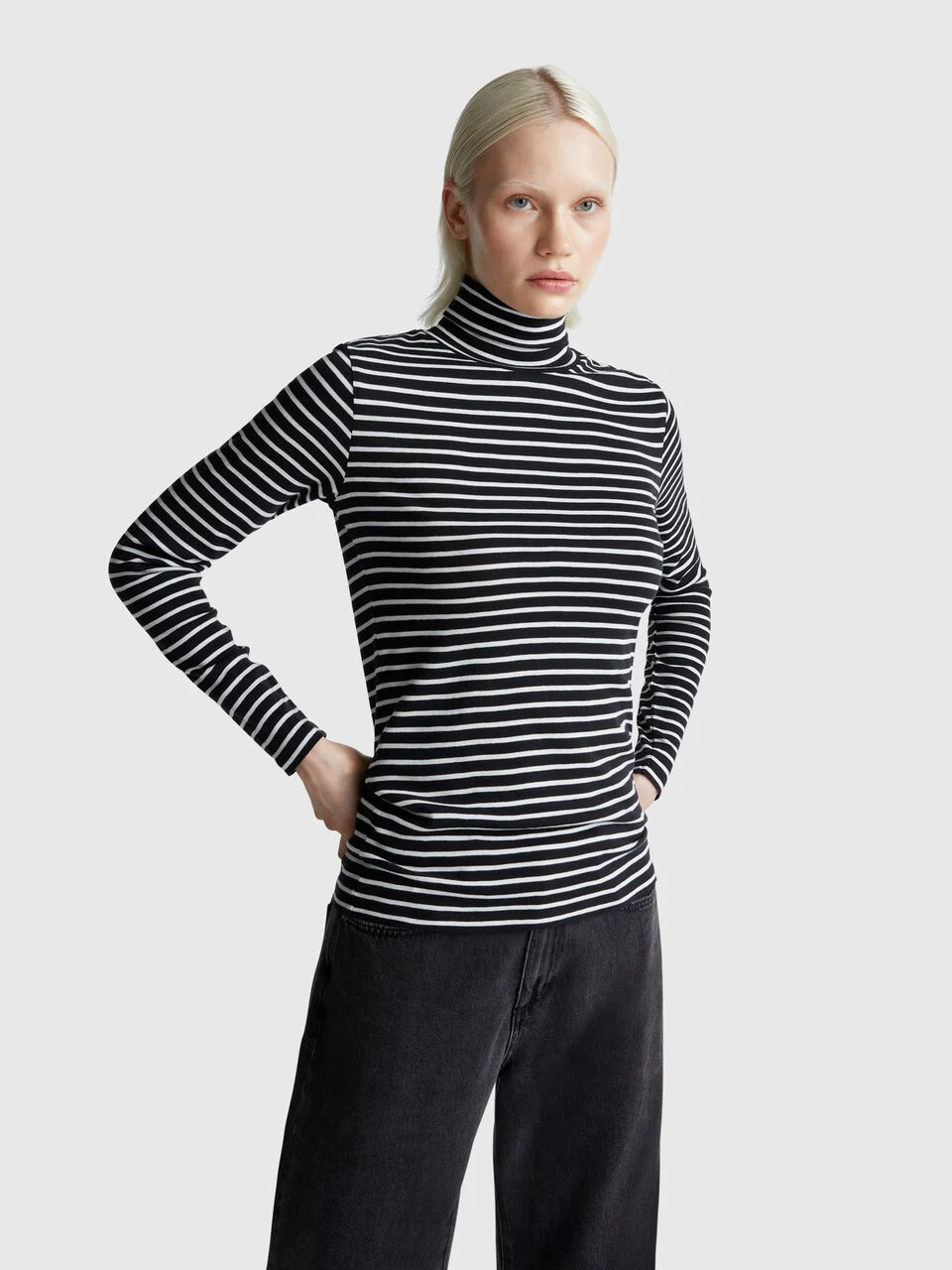 Striped turtleneck t-shirt