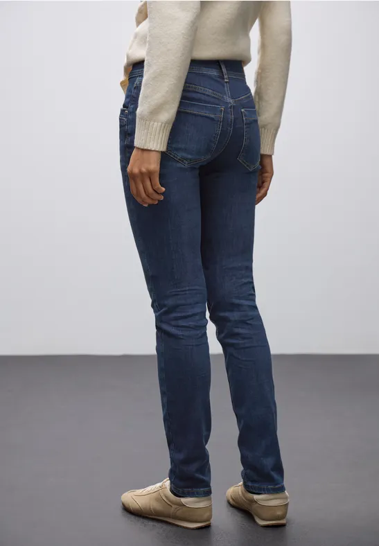 Casual Fit Jeans