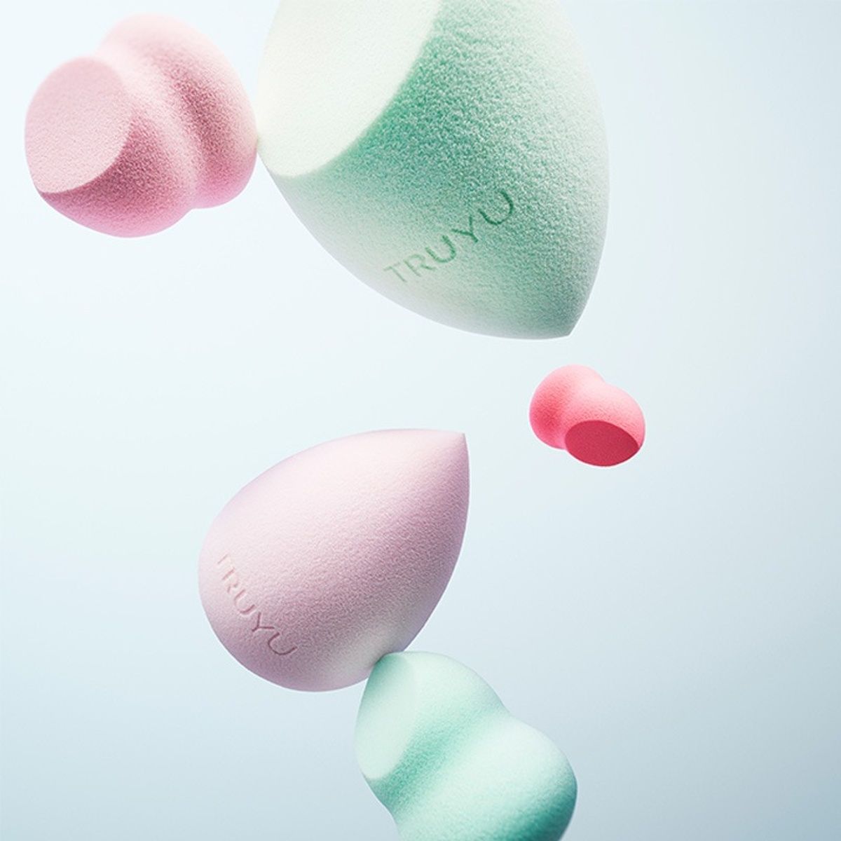 TRUYU Deluxe Blending Sponge
