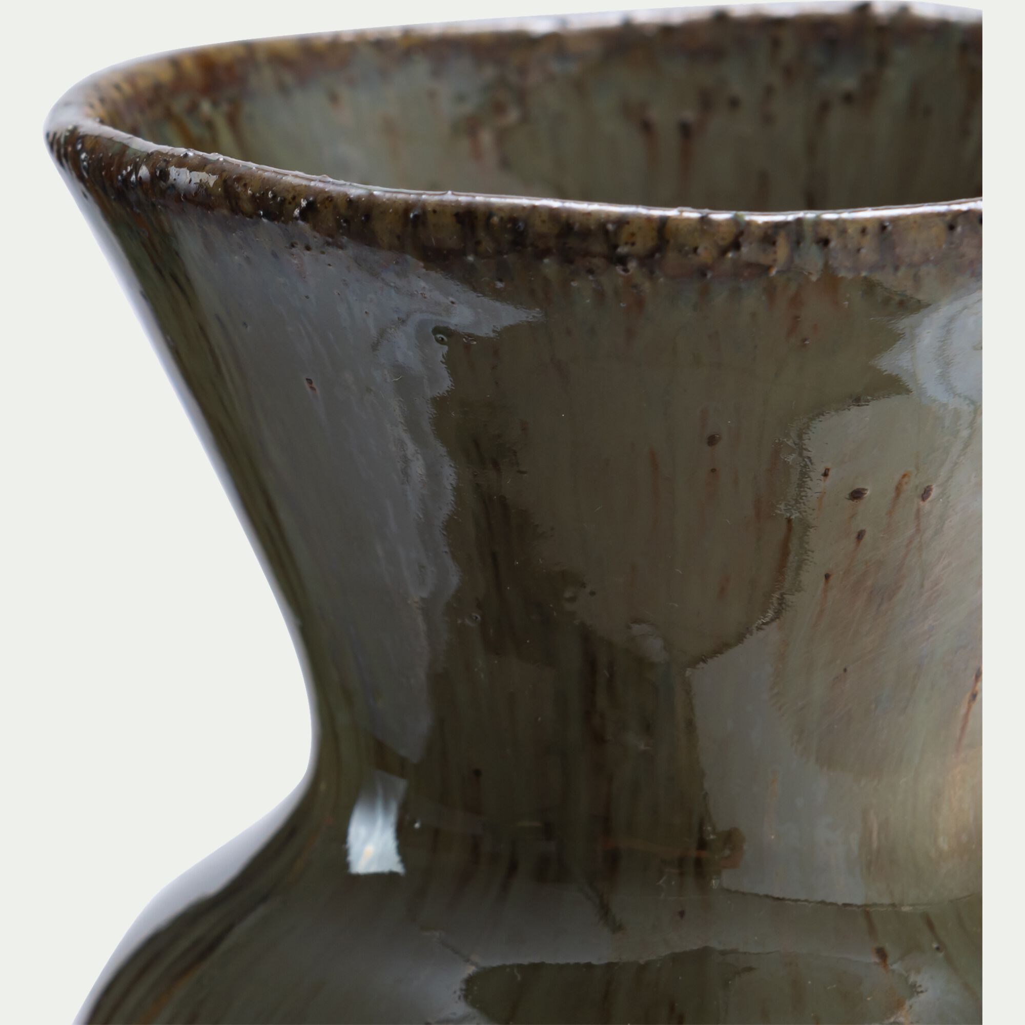 SOMLA - Vase déco en faïence H13cm - vert