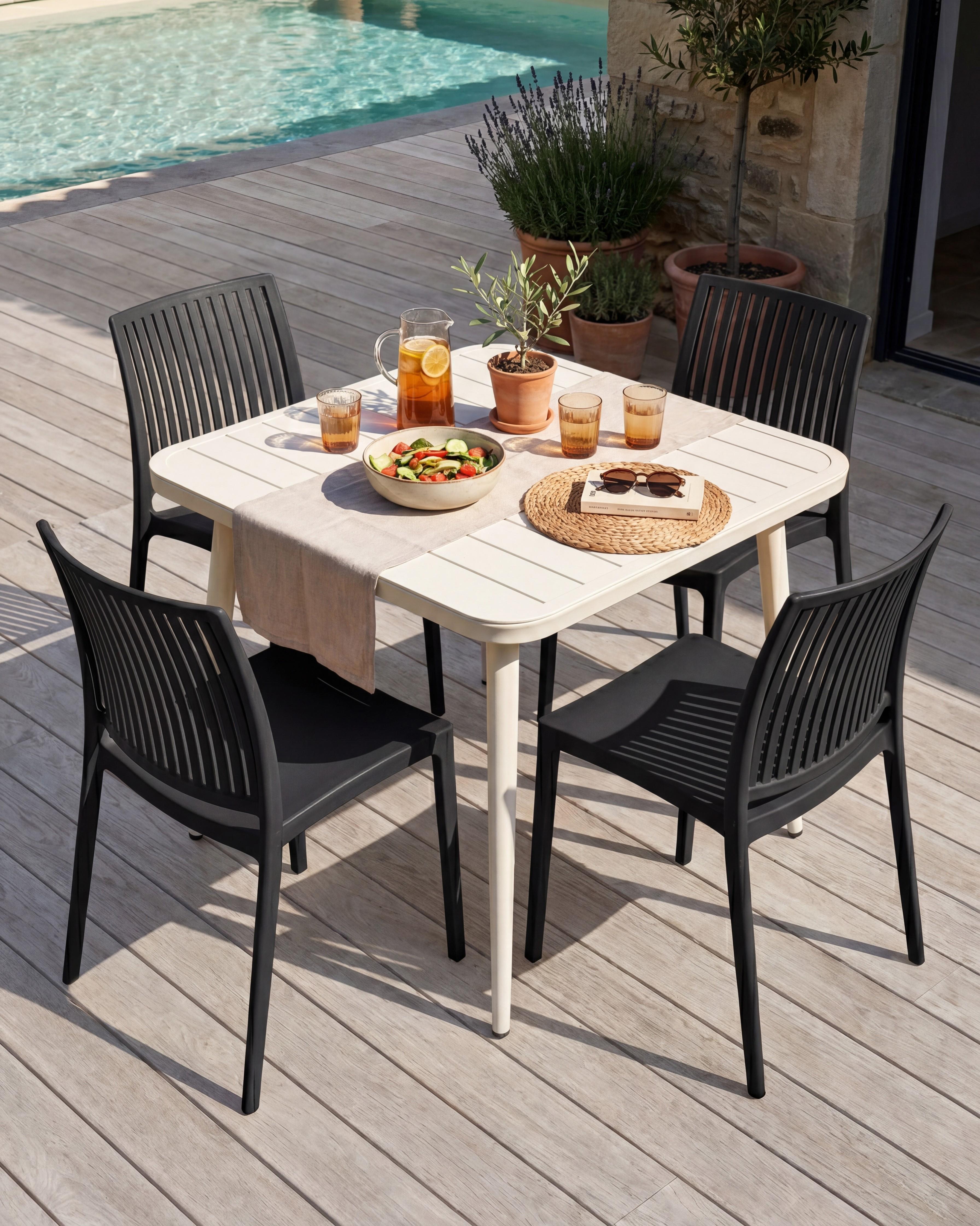 Set of 4 Garden Chairs ILLUMANI Black