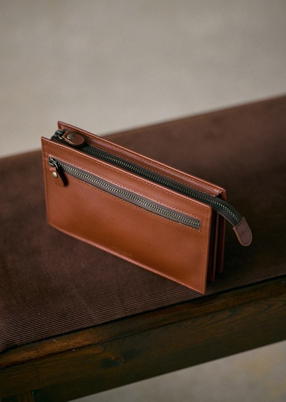 Flake Pouches SLG
