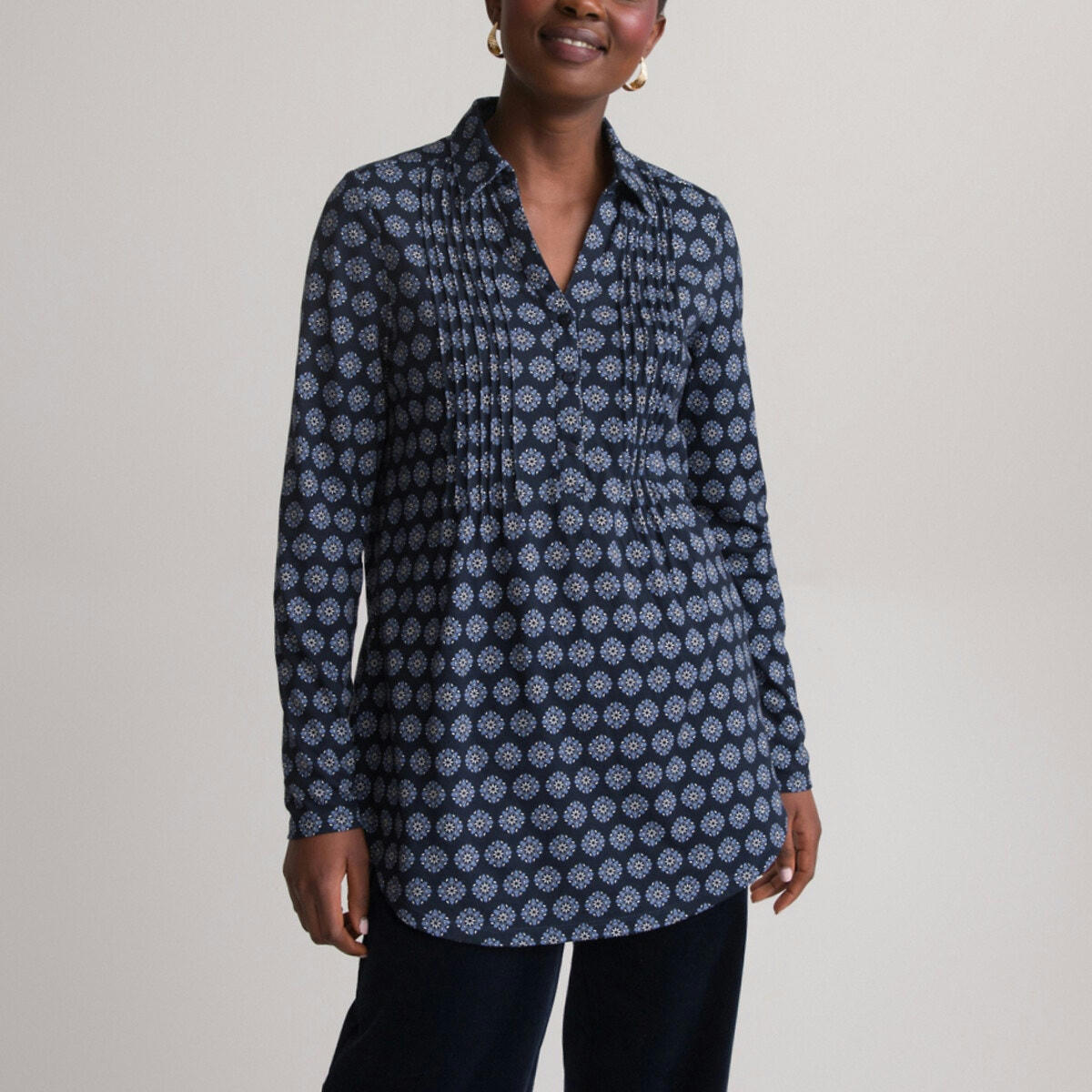 T-shirt col polo, forme chemise, manches longues