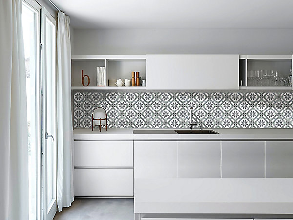 Crédence de cuisine auto-adhésive Caméléo imitation carrelage vert blanc l. 200 cm x H. 40 cm x ép. 0,2 mm