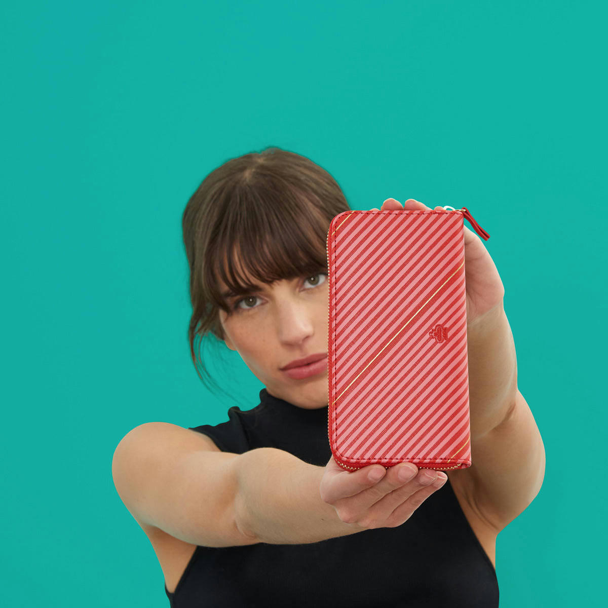 - Grand Portefeuille Femme - Rayures Rouges Et Roses