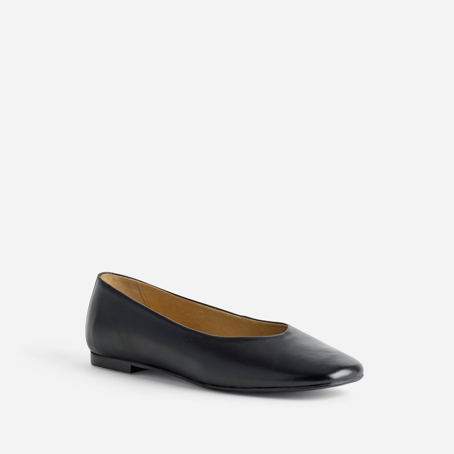 Ballerine noire cuir décolleté couvrant