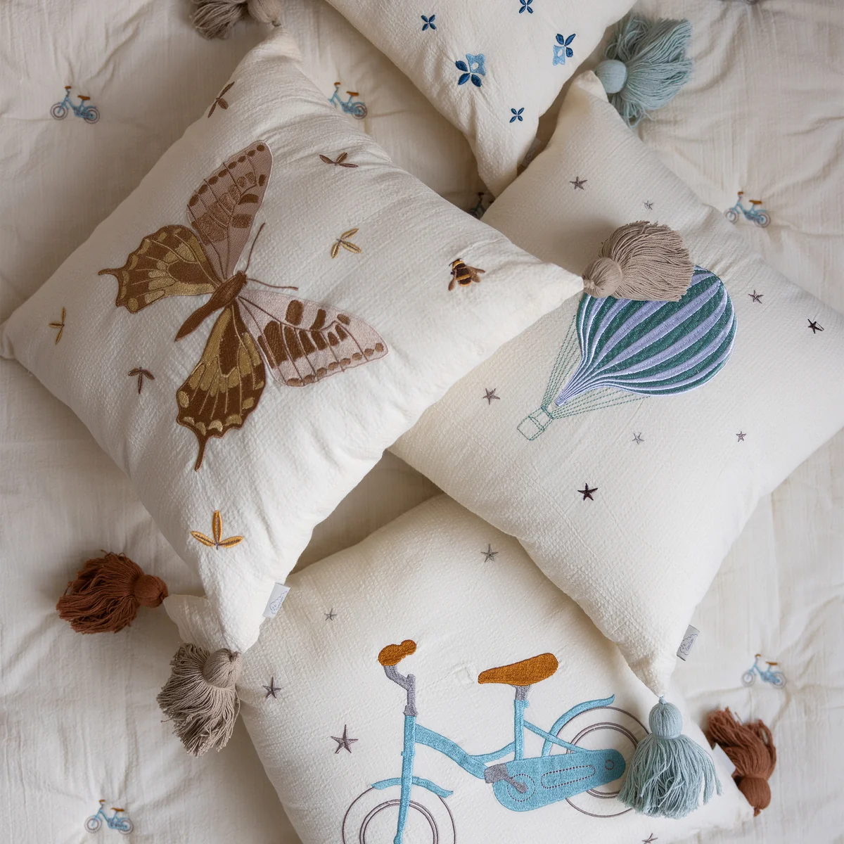 Cam Cam Copenhagen - Besticktes Kissen