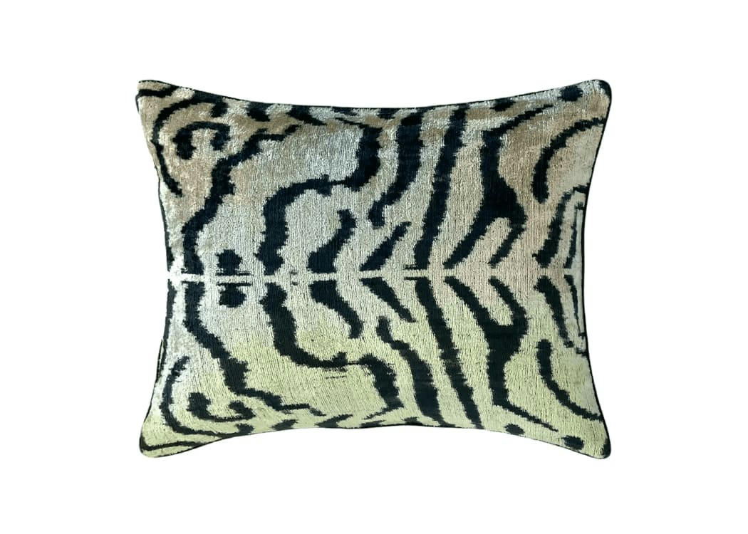 - Housse de coussin velours soie ikat  40x50 blanc