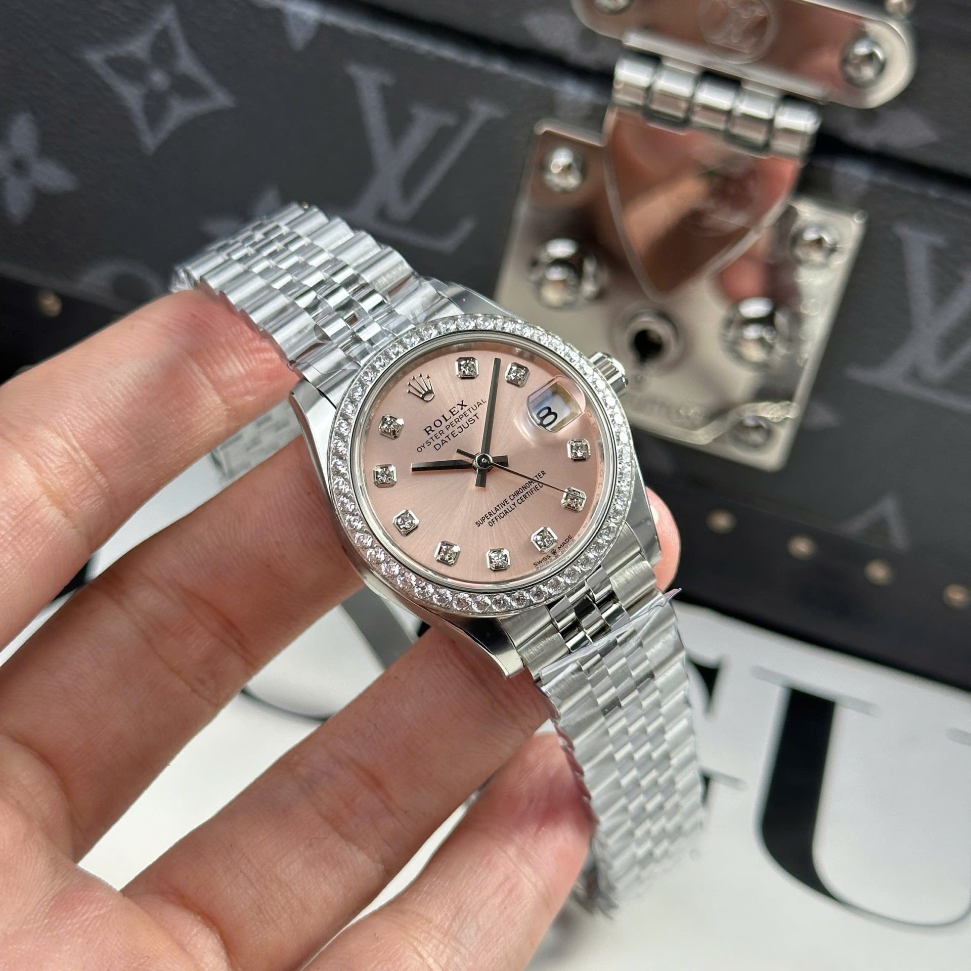 Rolex Datejust 316L Steel Pink Dial Bezel Diamonds 31mm Jub AAA Replica