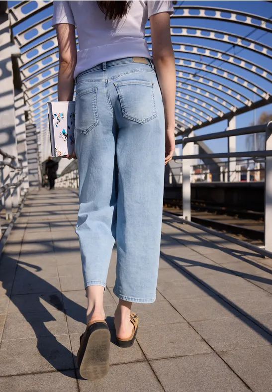 Bleached Wide Leg Jeans