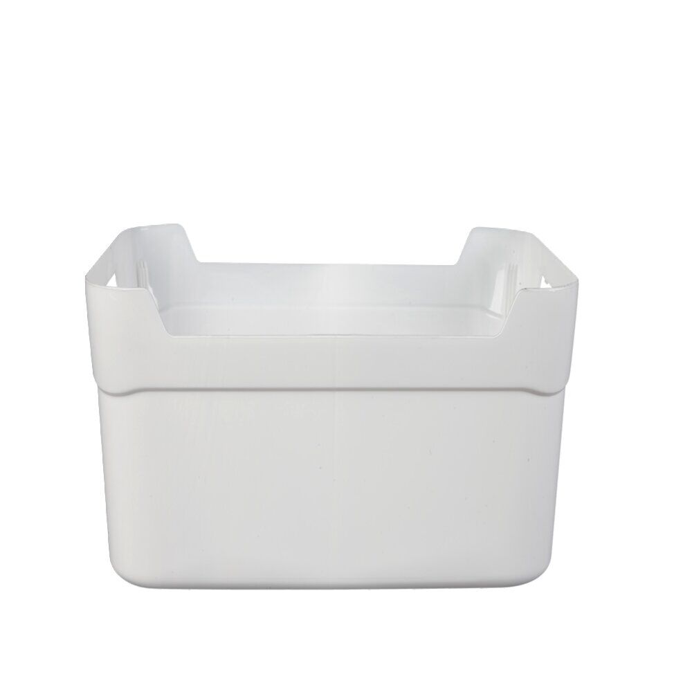 Panière en plastique coloré