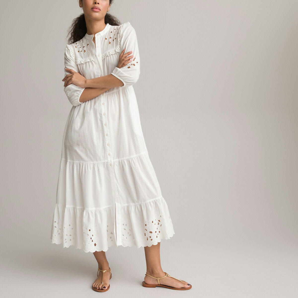 Robe boutonnée maxi longue, avec broderies