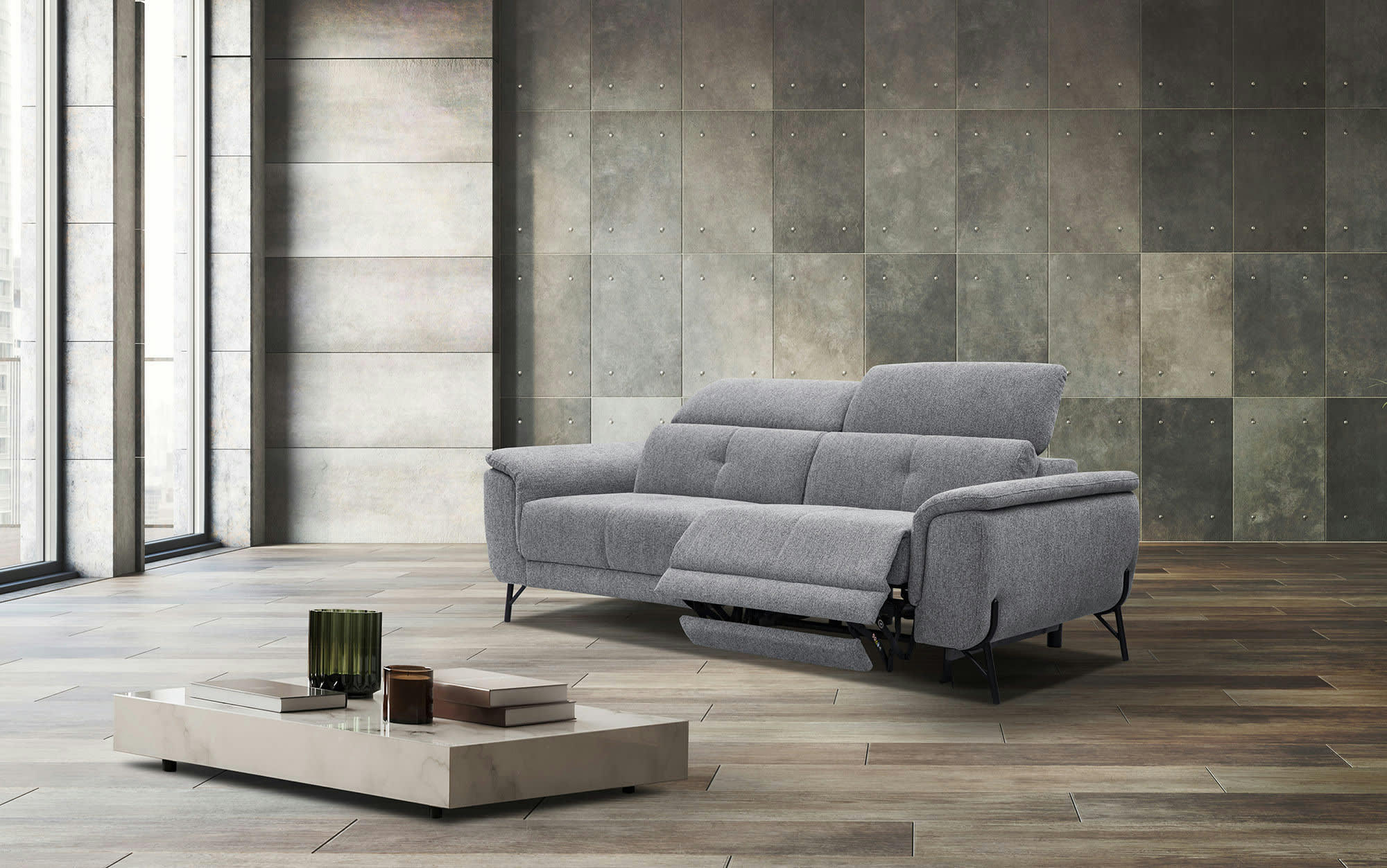 AVENA - Canapé droit 3 places avec une relax électrique à droite tissu gris