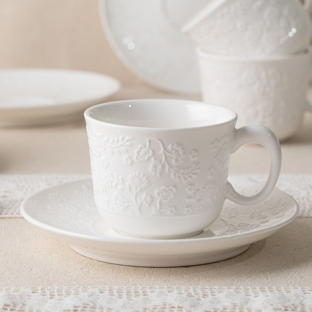 Filiżanka ze spodkiem BENO biała 0,15 l