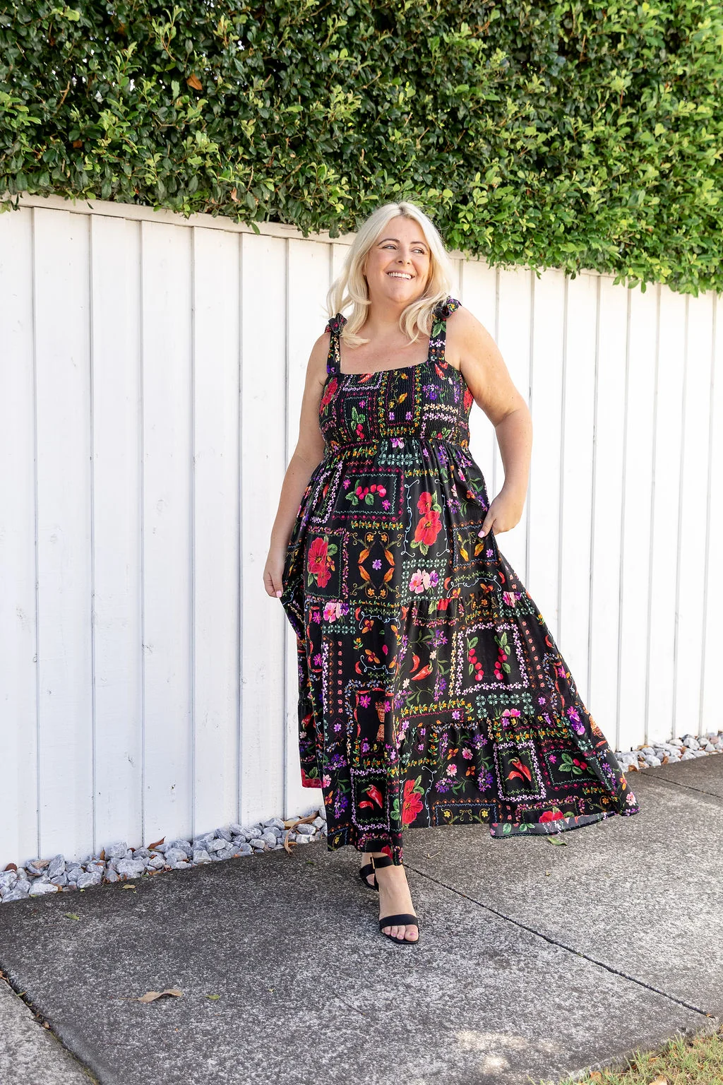 Allegra Maxi Dress in Sweet Bee