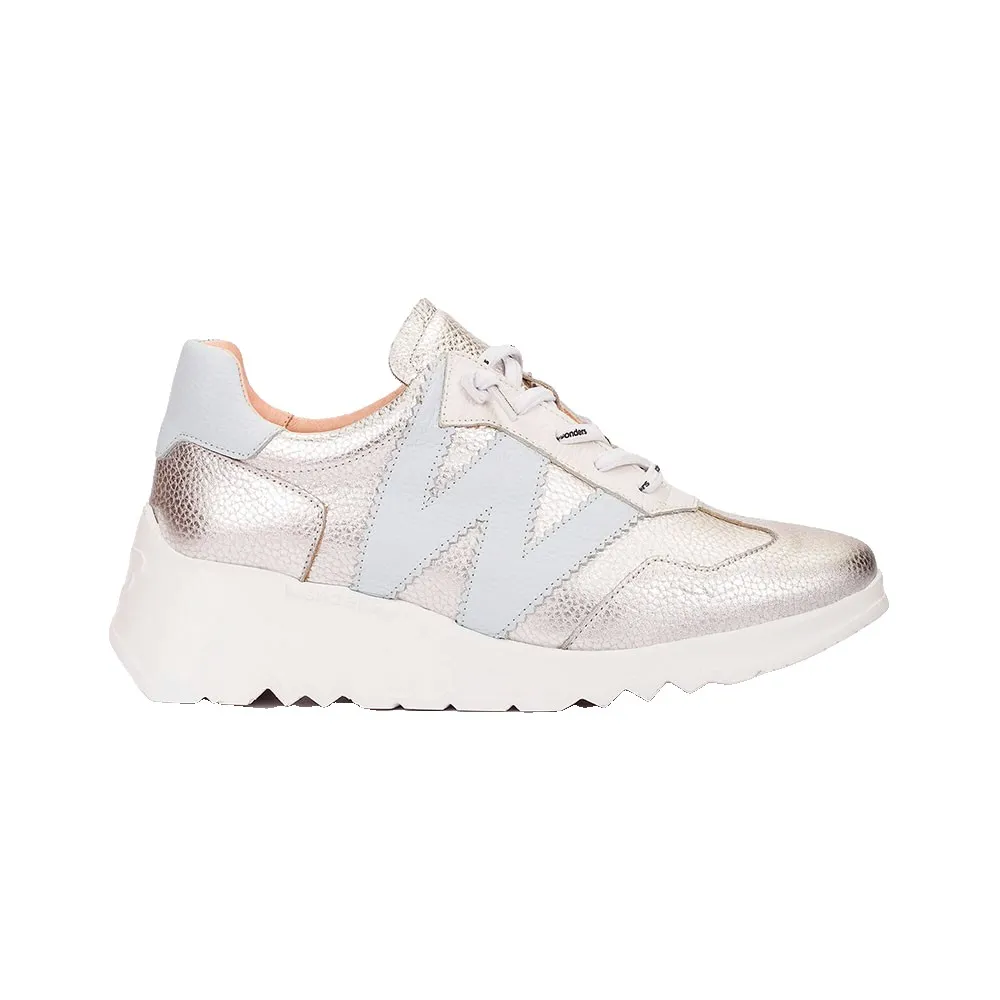Wonders Kyoto 70 trainers