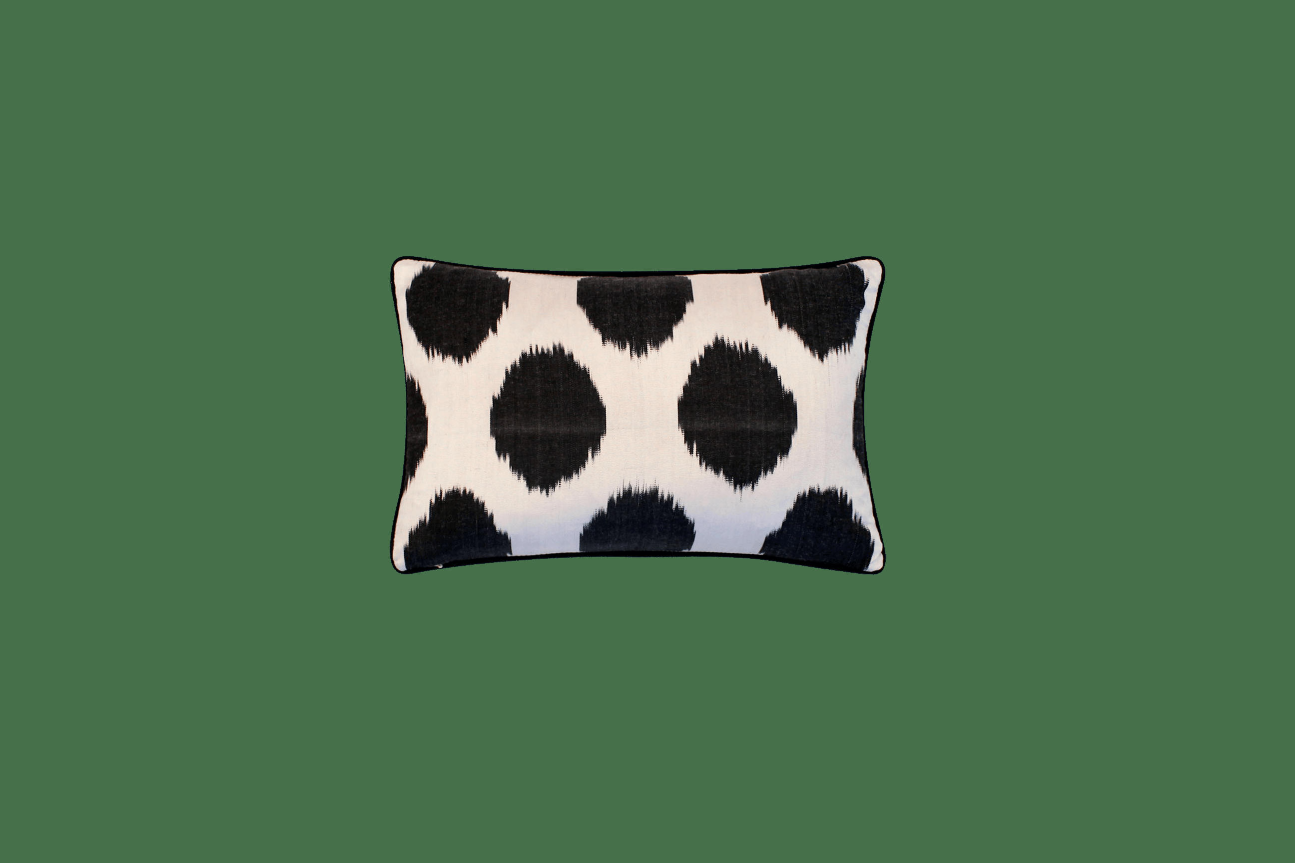 - Housse de coussin double soie ikat  40x50 noir