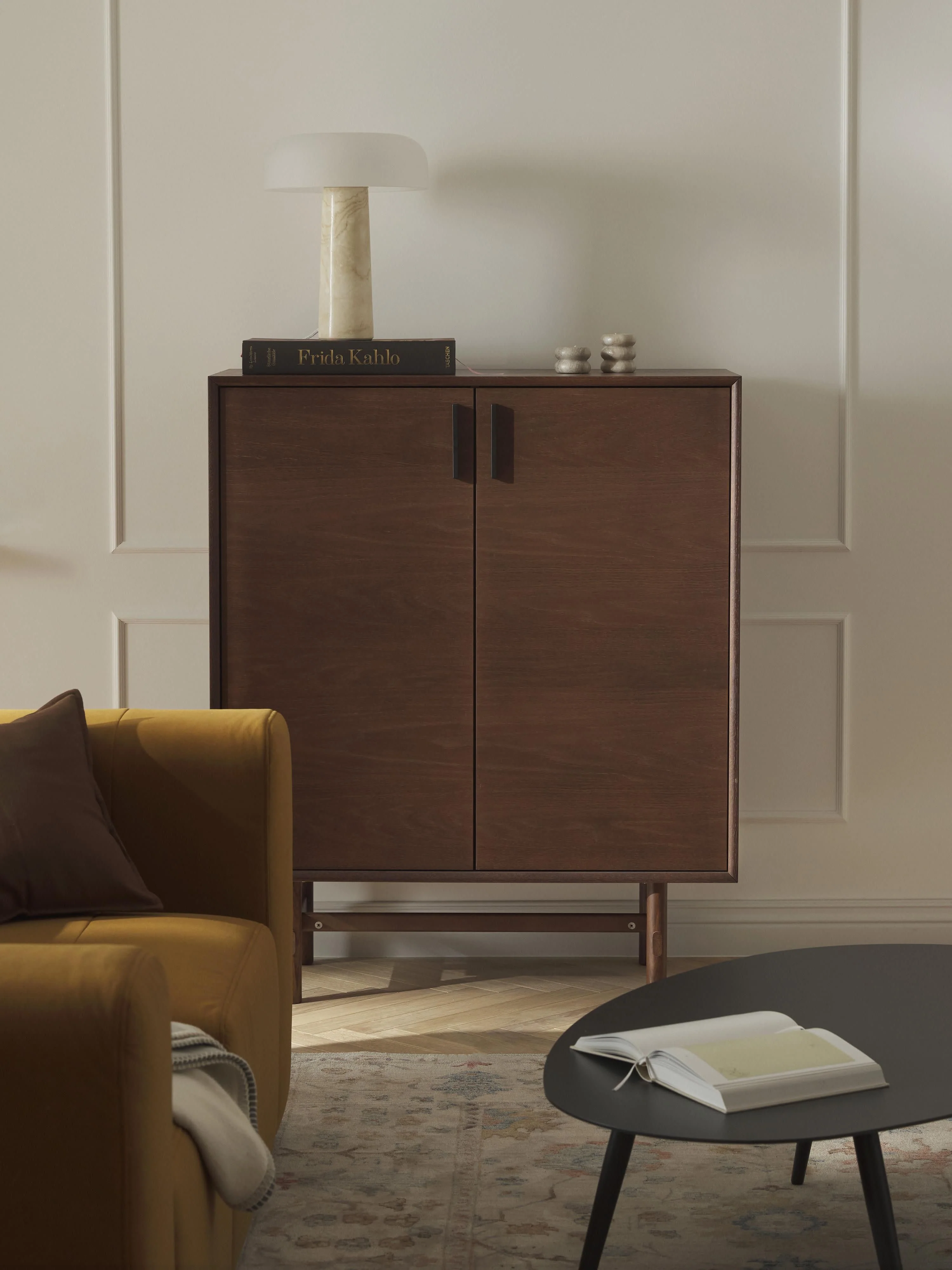Highboard Diana aus Eichenholz