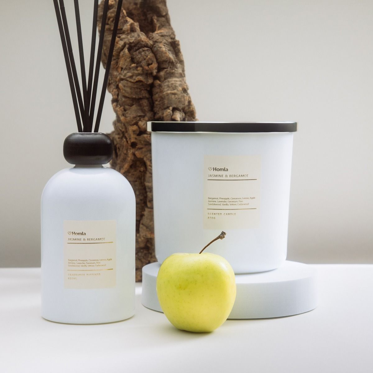Świeca zapachowa VELUMA Jasmine&Bergamot 870 g
